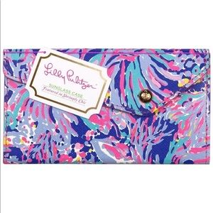 Lily Pulitzer sunglass case